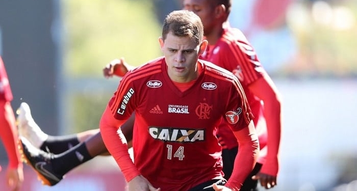 Flamengo e árabes chegam a novo acordo, e Jonas viaja para Dubai