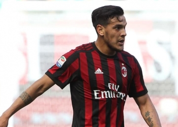 Flamengo faz contatos por zagueiro da seleção paraguaia e do Milan