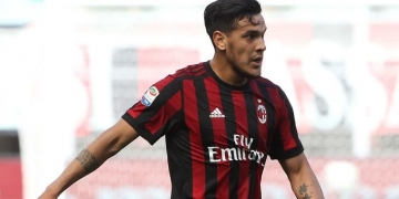 Flamengo faz contatos por zagueiro da seleção paraguaia e do Milan