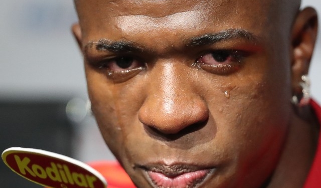 Vinicius Junior posta despedida em rede social: "Valeu, Flamengo. Eu te amo"