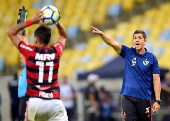 Barbieri mostra que Fla pode ter 'cara nova' diante de adversidades