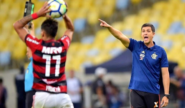 Barbieri mostra que Fla pode ter 'cara nova' diante de adversidades