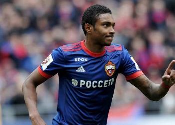 Flamengo se acerta com CSKA e aguarda documento para fechar com Vitinho