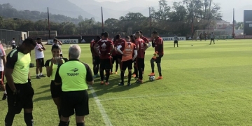 Com dois de Marlos, Fla vence jogo-treino contra o Nova Iguaçu; Guerrero entra