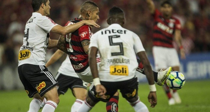 Flamengo perde a primeira em casa: São Paulo 1 a 0