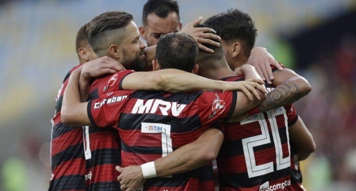 Em boa fase, Flamengo dobra o número de rodadas na liderança do Brasileiro