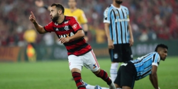 Ribeiro entra na briga pela artilharia do Flamengo e aponta meio eficiente