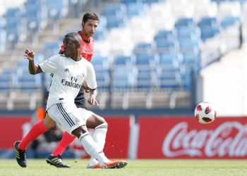 "Ajudaremos Vinicius a desenvolver seu potencial", diz técnico do Real Madrid B