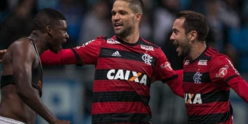 Autor de gol sob o olhar de Tite, Lincoln, tem a admiração do técnico da seleção