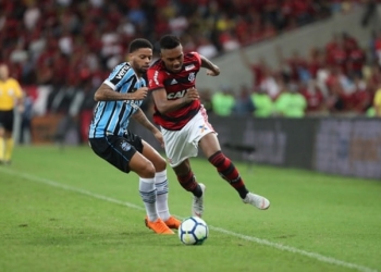 Barbieri avalia utilizar mais Vitinho na função em que brilhou pelo CSKA