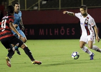 Fla terá Diego, Diego Alves e Réver para jogo contra o Vitória; tudo sobre a partida
