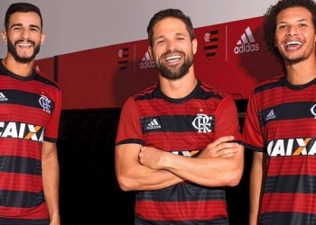 Fla vai discutir uniformes para 2020 e mudança de logo em camisa