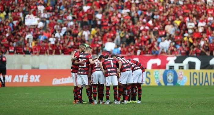 Flamengo divulga pacote de ingressos com descontos para três jogos no Maracanã