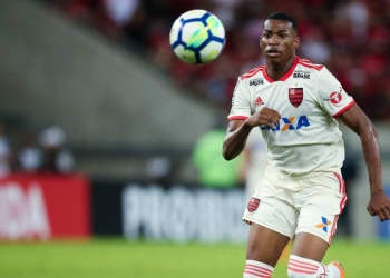 Jean Lucas é o escolhido por Barbieri para substituir Paquetá no time do Flamengo