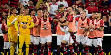 Magrinho, mas esbelto: má pontaria não atrapalha caça ao líder de um Flamengo envolvente no jogo coletivo