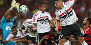 PVC vê "duelo de estilos" entre Flamengo e São Paulo e aponta principal diferença dos líderes