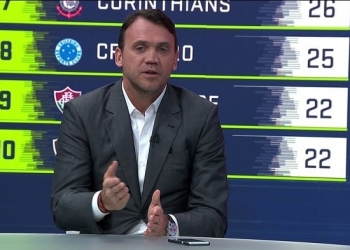 Para Petkovic, Fla deveria priorizar o Brasileiro: "Libertadores ficou difícil"