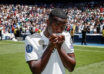 Sávio cita o que Vinícius Jr precisa evoluir para vingar no Real