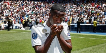 Sávio cita o que Vinícius Jr precisa evoluir para vingar no Real