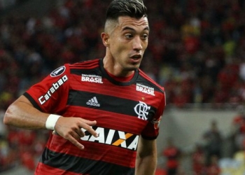 Uribe tem lesão na coxa esquerda e desfalca o Flamengo diante do Cruzeiro