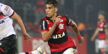 Com volante ou atacante, Flamengo mudará em campo sem Paquetá