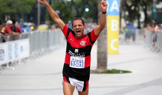 Nação Rubro-negra em movimento: corrida leva torcedores ao Maracanã