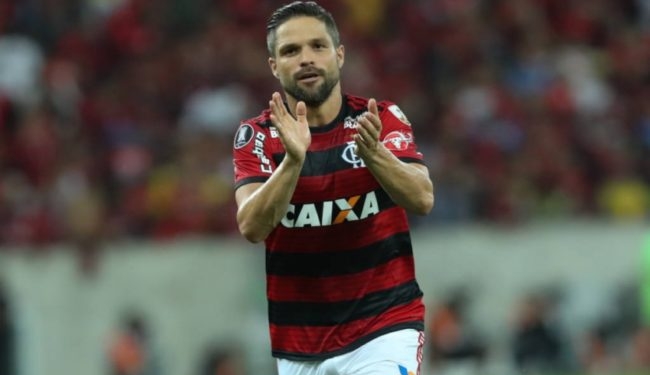 Diego lamenta desorganização do Flamengo em derrota para o Cruzeiro: 'Tivemos muita correria e pouca eficiência'