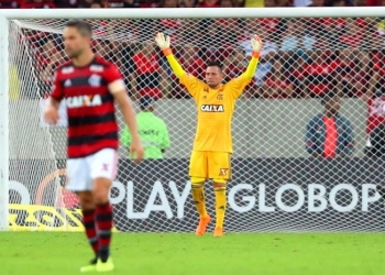 Flamengo viaja para Curitiba com três novos desfalques