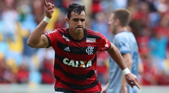 Técnico de Dourado em seu melhor ano, Abel compara inícios por Fla e Flu e crê que sequência como titular o ajudará a evoluir