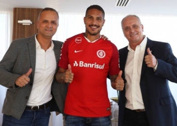 Ex-Flamengo, atacante Guerrero fecha com Internacional