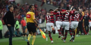 No embalo da Nação! Flamengo supera o Grêmio no Maraca e é semifinalista da Copa do Brasil