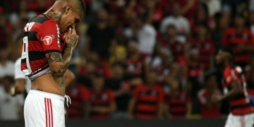 Ecos do fim: Guerrero procura Bandeira, mas Fla e jogador passam longe de acordo