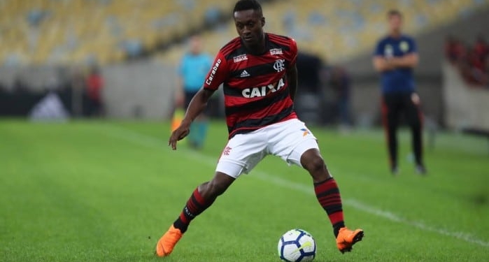 No Flamengo desde janeiro, Marlos Moreno ainda busca primeiro gol; atacante não marca há dois anos