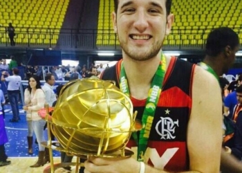 Bicampeão do NBB, ex-Fla se aposenta aos 22 e vira técnico de equipe novata do Rio