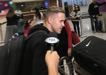Piris chega ao Rio para assinar com o Flamengo: "Muito feliz"