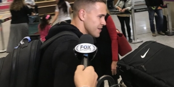 Piris chega ao Rio para assinar com o Flamengo: "Muito feliz"
