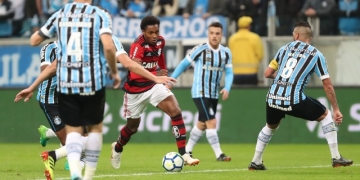 Vitinho, Uribe, Matheus Savio e Piris: Flamengo entrega nova lista da Libertadores nesta sexta