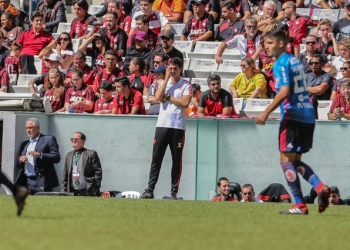 Barbieri cita início de jogo "desastroso" para explicar derrota na Arena