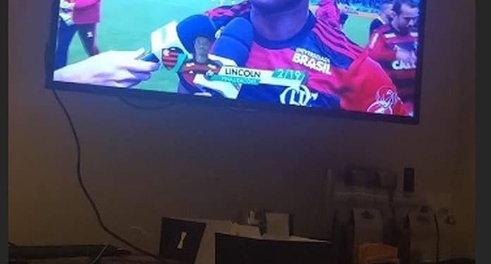Vinicius Junior dá os parabéns para Lincoln em rede social