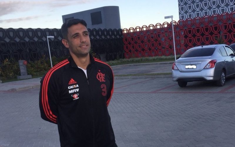Testes, questionário, exames em 48h... Flamengo aposta em elenco "inteiro" contra efeitos da maratona