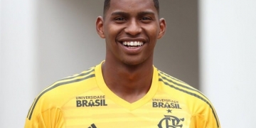 O paredão de 1,96m: conheça Hugo, goleiro do Fla recém-convocado por Tite