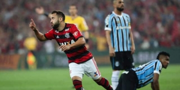 Flamengo vence Grêmio e está na semi da Copa do Brasil
