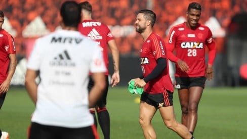 Diego volta? Trauco mantido? Vitinho barrado? Flamengo faz mistério para encarar o Corinthians