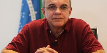 Conselheiros pedem impeachment de Bandeira por usar Flamengo em campanha