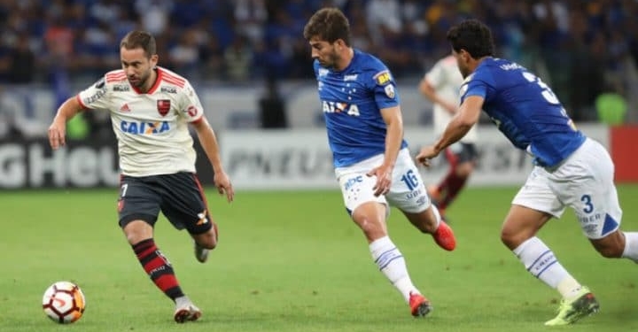 Lições da Liberta: os erros que o Fla não pode repetir contra o Corinthians