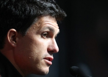 Barbieri aponta ''jogo do ano'' e espera Corinthians menos recuado em casa: ''Vão se expor''