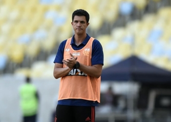Barbieri vibra com vitória do Fla e explica saída de Vitinho: "Tem que pensar no melhor para a equipe"