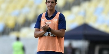 Barbieri vibra com vitória do Fla e explica saída de Vitinho: "Tem que pensar no melhor para a equipe"