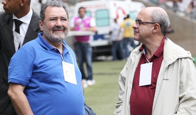 CEO pediu demissão, mas frequenta vestiário e campo de jogo no Flamengo
