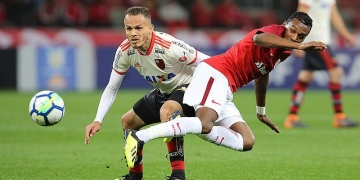 Desfigurado e desorientado, Flamengo não se encontra e cai na tabela após derrota para o Inter